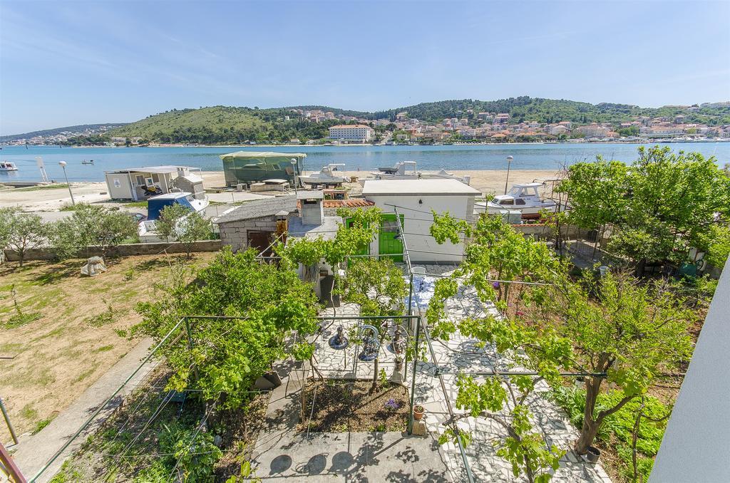 Apartments Branka Trogir Exterior photo