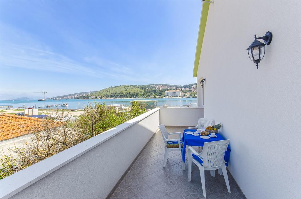 Apartments Branka Trogir Exterior photo
